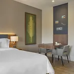 Element Hotel 4*