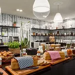 Element ホテル 4*