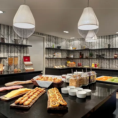 Element Hotel Amsterdam